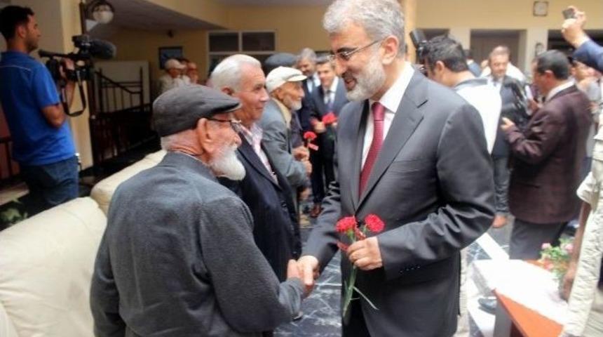 Bakan Yıldız&rsquo;dan Bayram &Ouml;ncesi Ziyaret