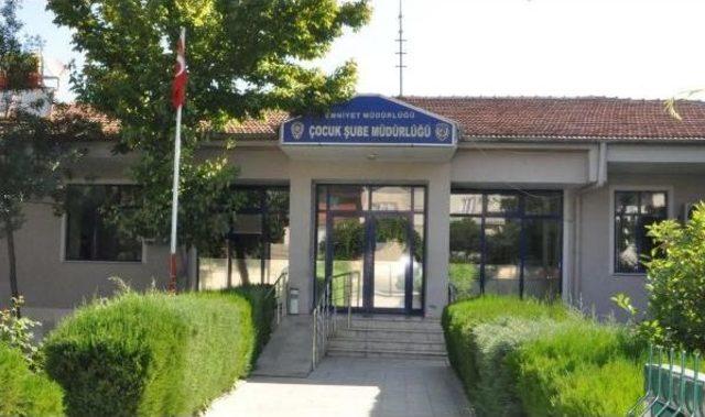 6 Kız Çocuğuna Taciz Şüphelisi Polis Gözaltına Alındı