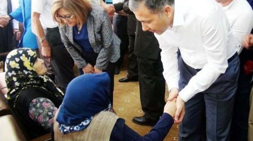 Gaziantep Valisi Yerlikaya&rsquo;Dan Bayram Ziyareti