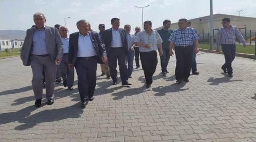 Ak Parti Bayramlaşma Ziyaretlerine Devam Ediyor