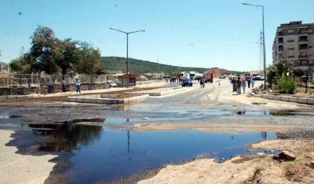 Çekicisinden Kopan Tankerden 10 Ton Mazot Yola Aktı