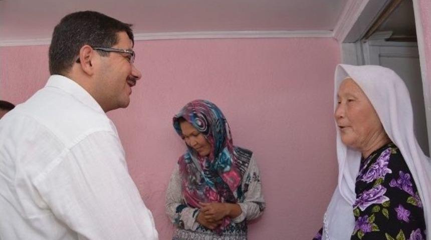 Başkan &Ccedil;elik&rsquo;ten Erken Bayram Ziyaretleri