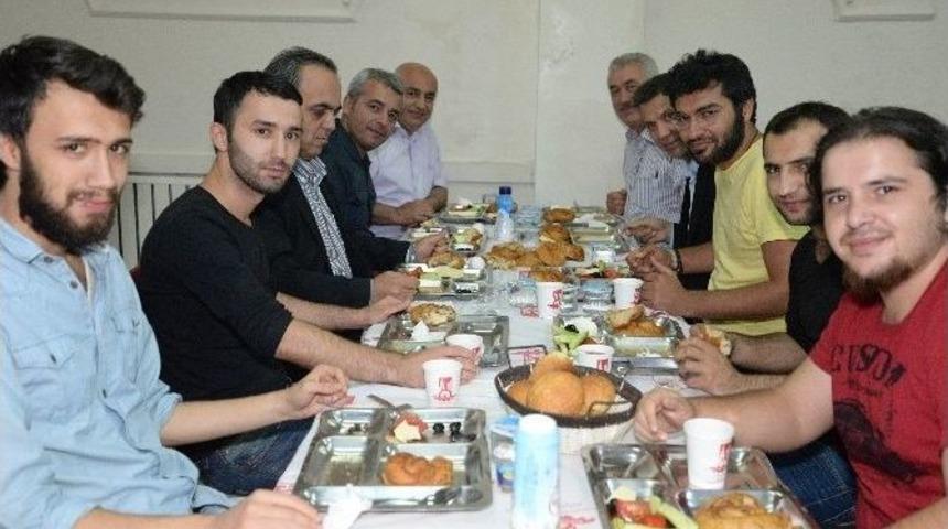 Ramazan Ayının Son Sahurunu Yapıldı