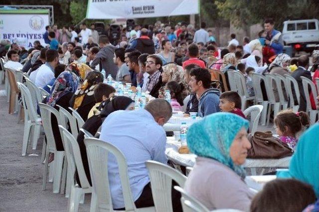 Sivas&rsquo;ta M&uuml;ltecilere İftar Verildi 1