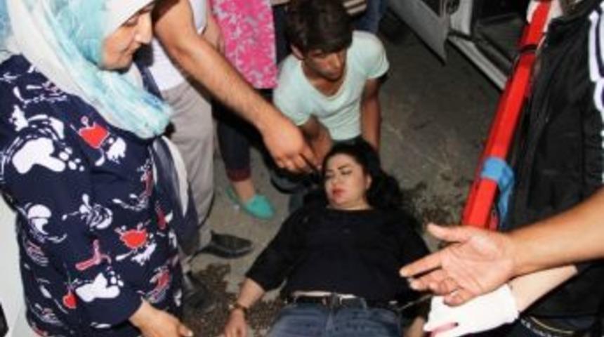 Motosikletin &Ccedil;arptığı İranlı İki Kadın Yaralandı