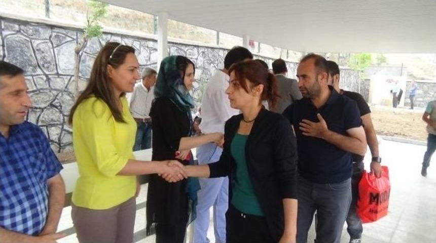 Dbp&rsquo;den, Pkk, Ypg Ve Hpg&rsquo;lilerin Mezarlarına Ziyaret