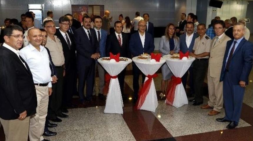 Antalya Protokol&uuml; Bayramlaştı