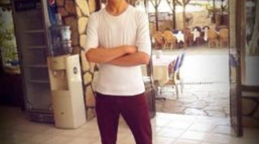 Arkadaşı Tarafından Bı&ccedil;aklanan Gen&ccedil; Hayatını Kaybetti