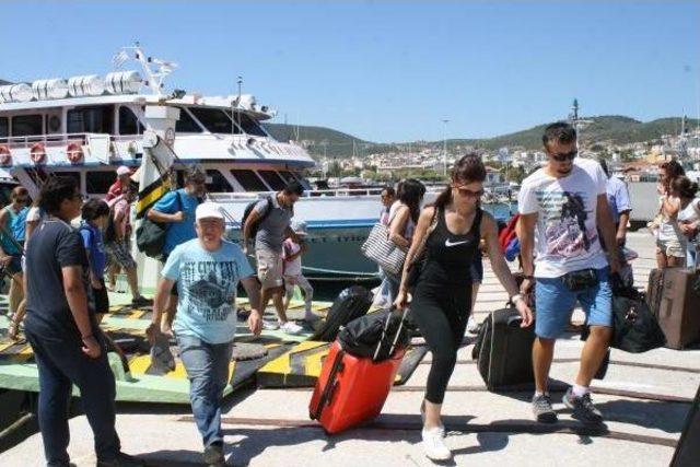 Krizdeki Komşuya Türk Turist Akını