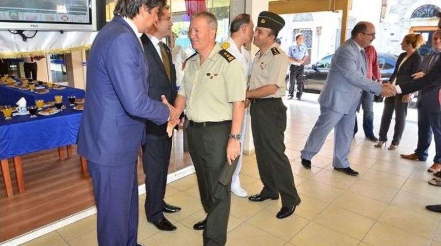 Fo&ccedil;a&rsquo;da Ramazan Bayramı Neşesi