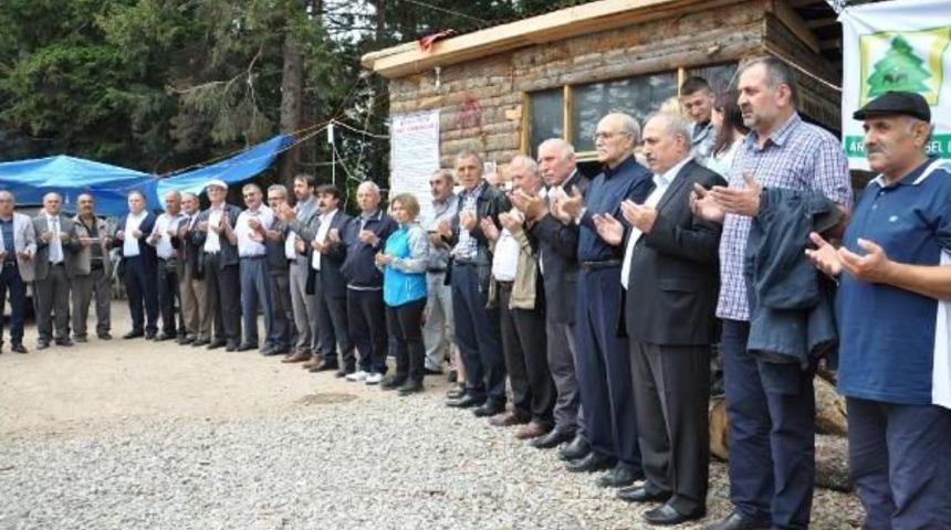 Artvinliler Cerattepe&rsquo;De Bayramlaştı