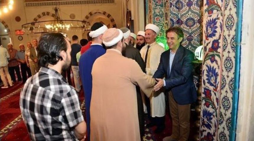 Başkan Demircan Vatandaşlarla Bayramlaştı