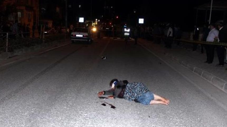 Kayseri'de Trafik Kazası: 1 &Ouml;l&uuml;, 3 Yaralı