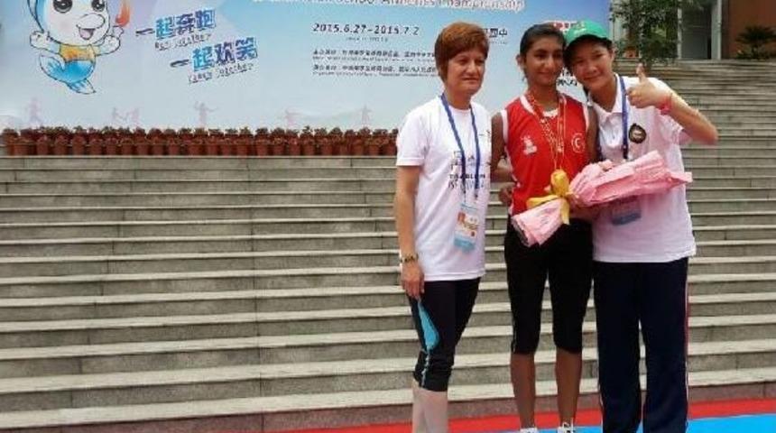 Mersinli &Ouml;ğrenci Şevval Engellide D&uuml;nya Şampiyonu