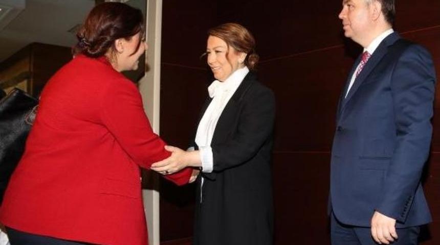 Hdp Kars Milletvekili Bilgen: Cumhurbaşkanı Ile H&uuml;k&uuml;met Arasındaki Sorunların Tarafı Değiliz