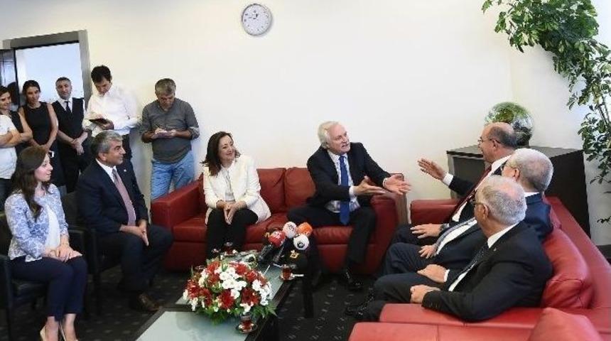 Mhp-chp Bayramlaşmasında Koalisyon Atışması