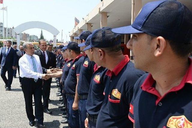 Vali B&uuml;y&uuml;k&rsquo;ten Kamu Kuruluşlarına Bayram Ziyareti 1