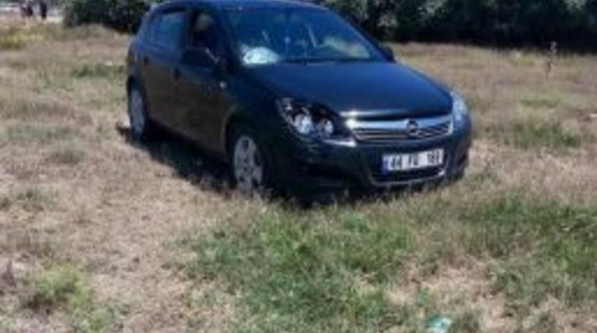 Otomobilin &Ccedil;arptığı Bisikletli &Ccedil;ocuk &Ouml;ld&uuml;