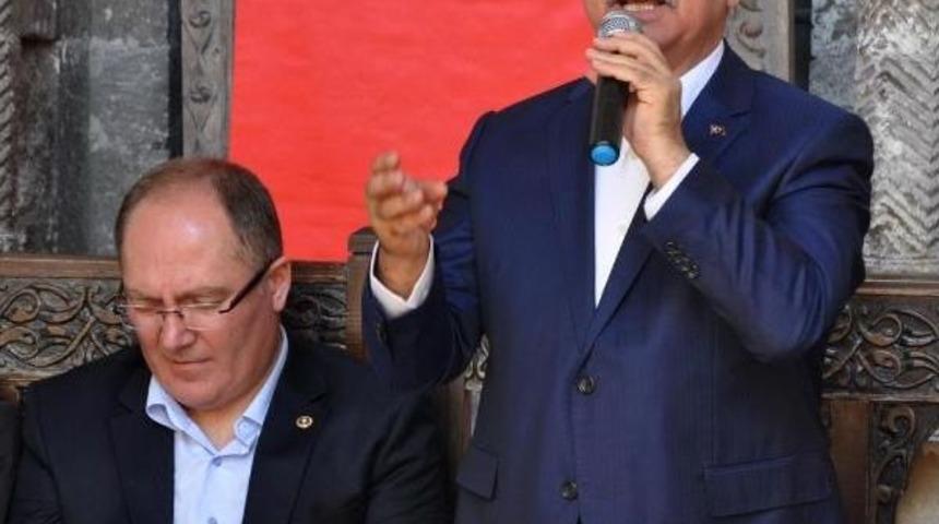 Tbmm Başkanı Yılmaz: &Uuml;lkenin Geleceğinden Kaygı Duymaya Gerek Yok