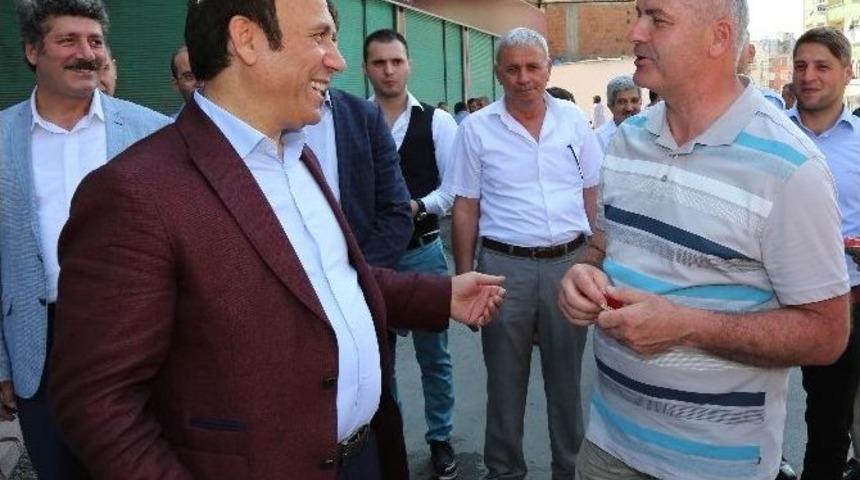 Başkan Gen&ccedil; Esnafla Bayramlaştı