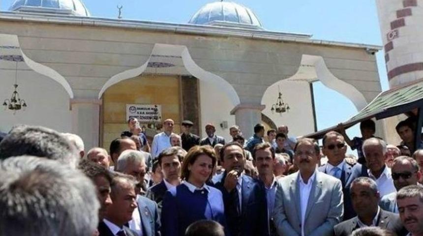 Mehmet &Ouml;zhaseki İl&ccedil;elere Bayram Ziyaretinde Bulundu