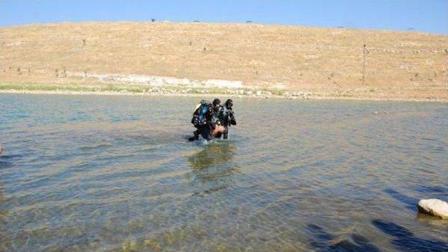 Baraj Gölüne Giren Liseli Genç Boğuldu