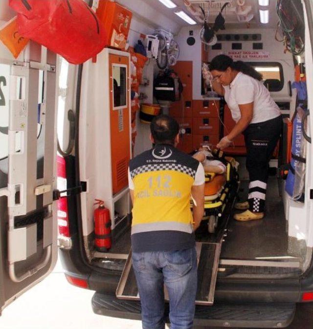 Şanlıurfa da Bayram Ziyareti D&ouml;n&uuml;ş&uuml; Kaza: 8 Yaralı 2