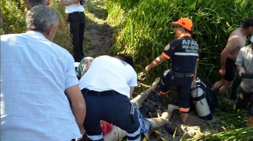 Baba Ve Oğlu Boğularak Hayatını Kaybetti