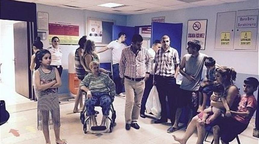 Restoranın Tavanı &Ccedil;&ouml;kt&uuml;: 12 Yaralı