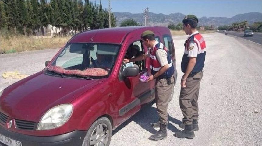 Bayramda D&ouml;şemealtı İl&ccedil;e Jandarma Uyardı, Kazalar Azaldı