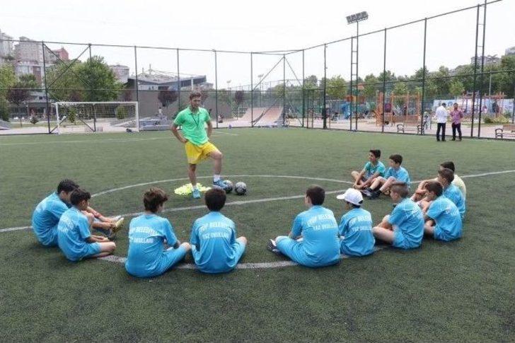 Eyüp’te Çocuklar Ve Gençler Çok Şanslı G3