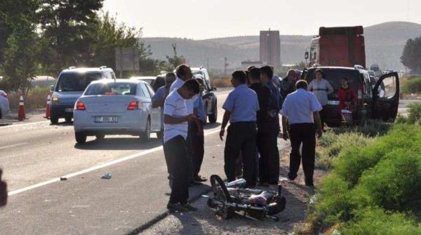 Nizip'te Zincirleme Kaza: 2 Yaralı