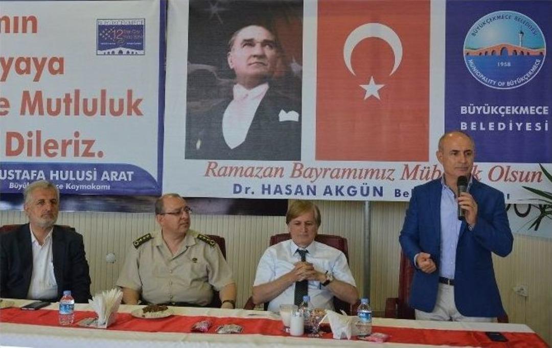 B&uuml;y&uuml;k&ccedil;ekmeceliler, Bayramlaşma T&ouml;reninde Buluştu