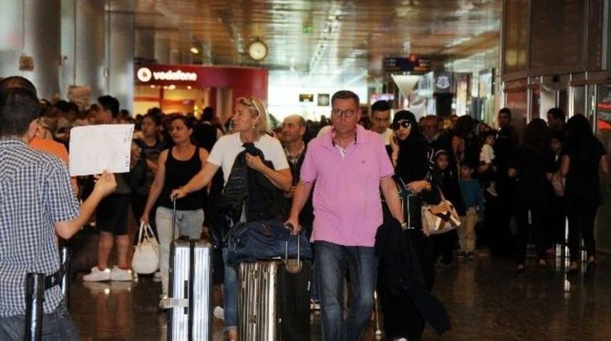 Havalimanında Rekor Bekleniyor