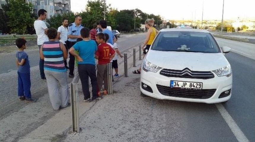 Otomobil Yayaya &Ccedil;arptı