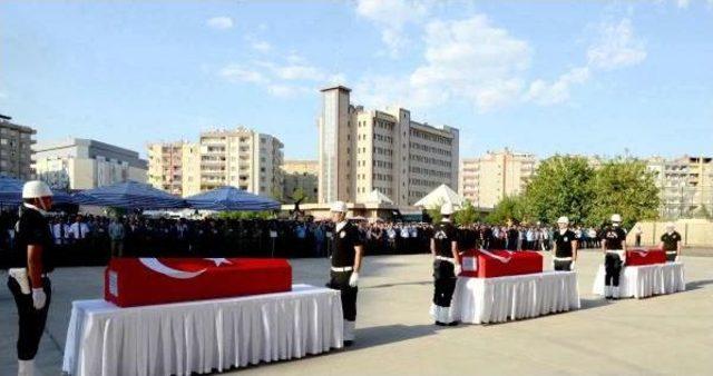 3 Polis, Projede Olmayan Yol Yüzünden Şehit Olmuş