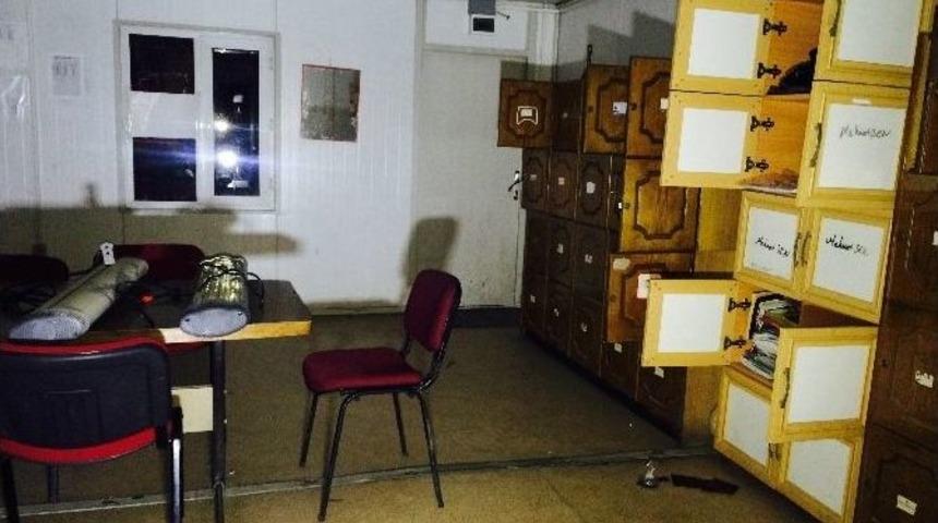 Okulda Hırsızlık Girişimi