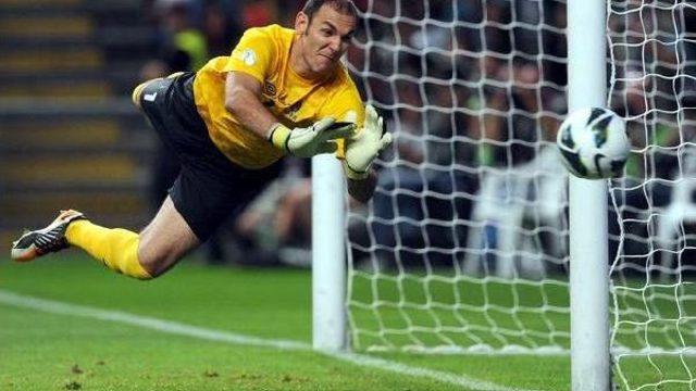 Karşıyaka'da Agayev Imzaya Kaldı