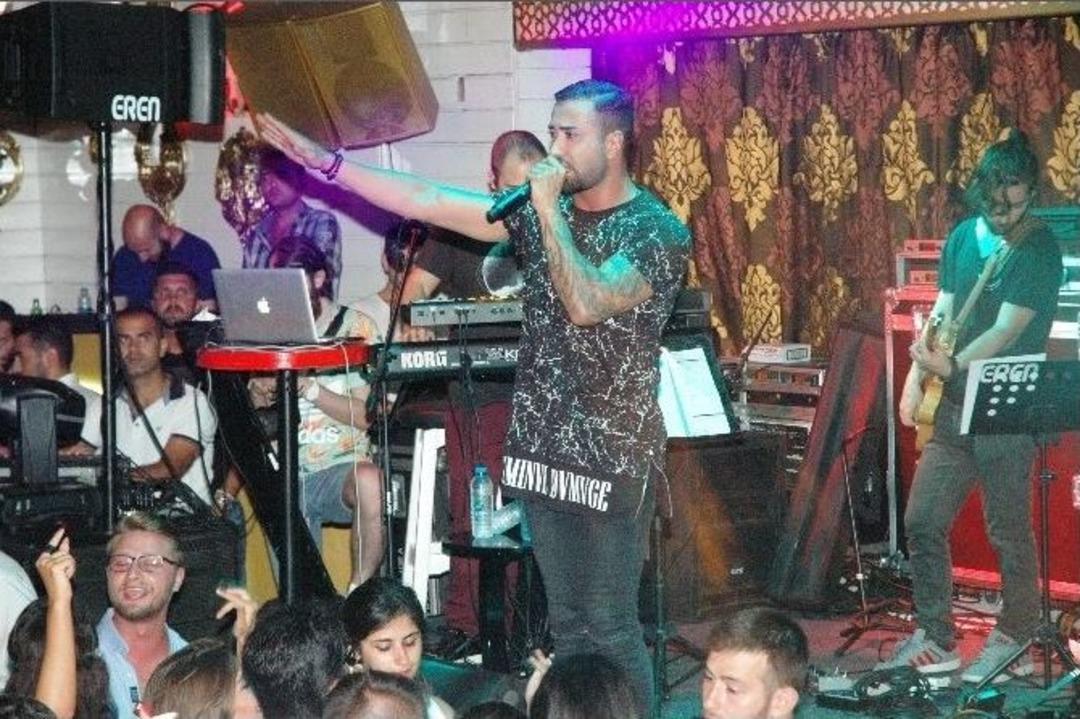 Tan, Bodrum&rsquo;u Coşturdu