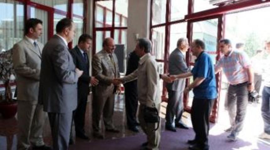 Atat&uuml;rk &Uuml;niversitesi&rsquo;nde Bayramlaşma