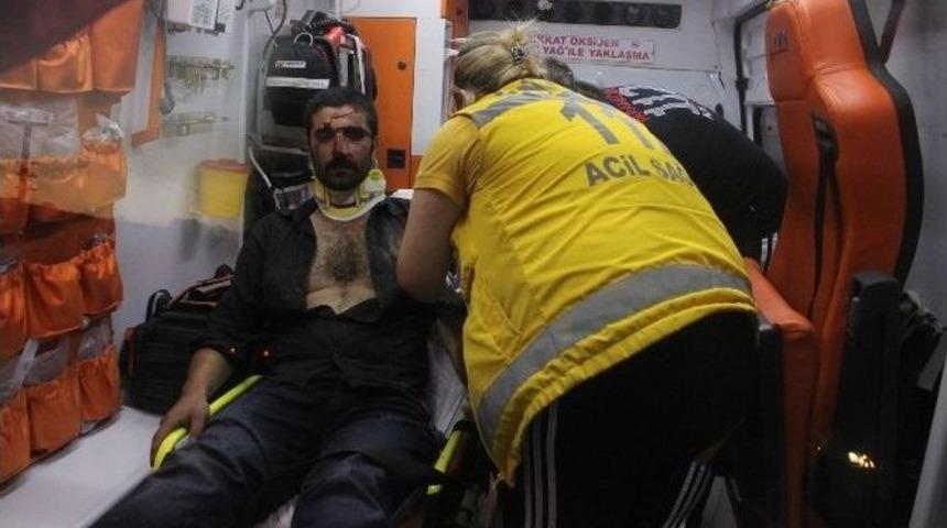 Ref&uuml;je &Ccedil;arpan Motosiklet Karşı Şeride Ge&ccedil;ti