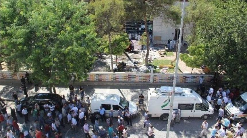 Suru&ccedil;&rsquo;taki Patlamanın Ardından Olay Yerinde İnceleme Yapıldı