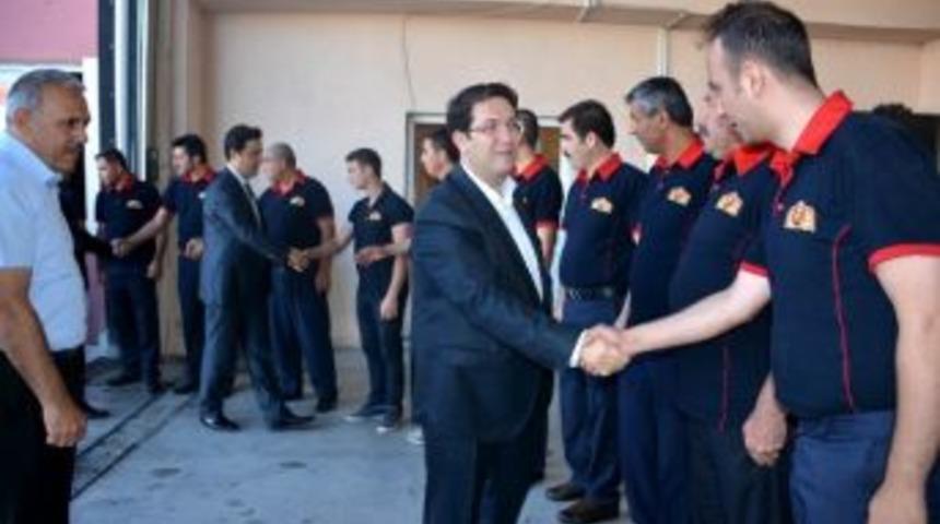 Başkan Yazgı, Belediye Personeli İle Bayramlaştı