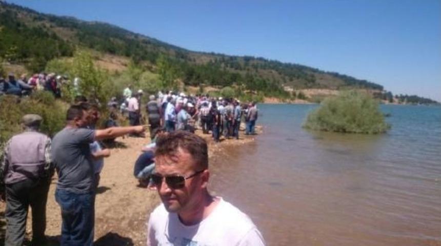 Boğulan Kuzenini Kurtarmak Isteyen 2 Kardeş De Boğuldu