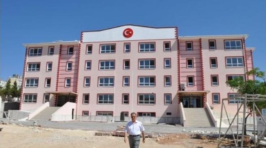 Ekrem &Ccedil;etin İlkokulu Yeniden Eğitim Ve &Ouml;ğretime Hazır