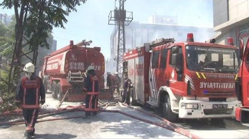 Avcılar'da K&uuml;l Yağdı