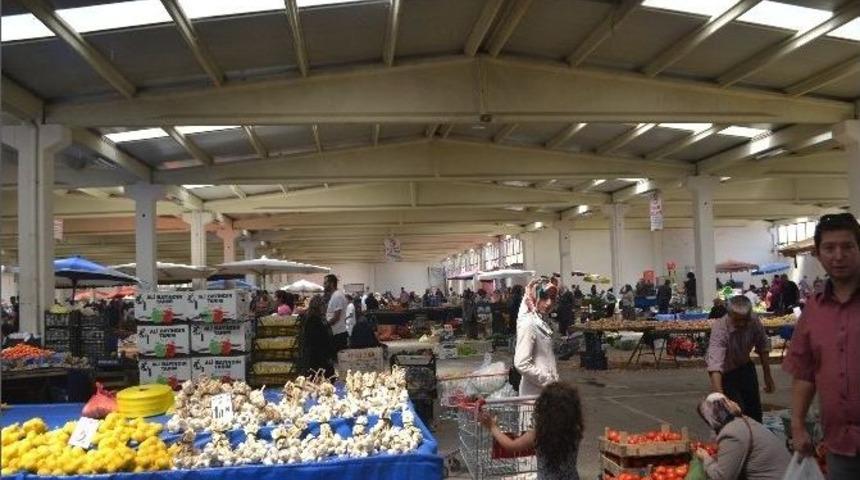 Bayram D&ouml;n&uuml;ş&uuml; Halk Pazarı Bomboş