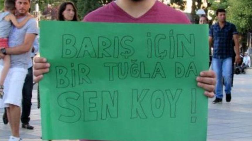 Suru&ccedil;'taki Ter&ouml;r Katliamı, Kayseri'de Protesto Edildi