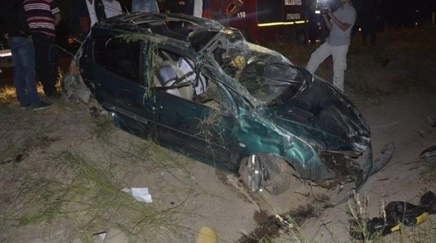 Kontrolden &Ccedil;ıkan Otomobil Takla Attı: 1 &Ouml;l&uuml;