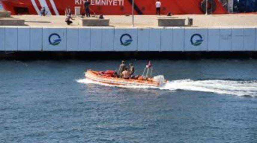 &Ccedil;anakkale&rsquo;de Ka&ccedil;ak Midye Operasyonu